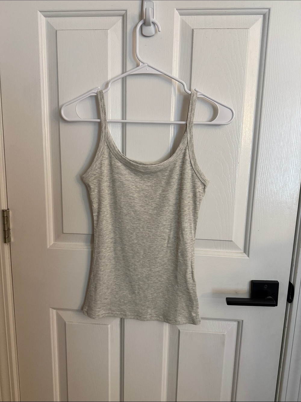 Women's Slim Fit Tank Top - Light Heather Gray